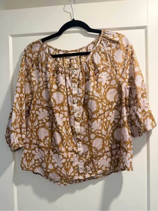 Marea By Liz Joy Tops - Boho Button-Front Peasant Blouse in Mustard Floral